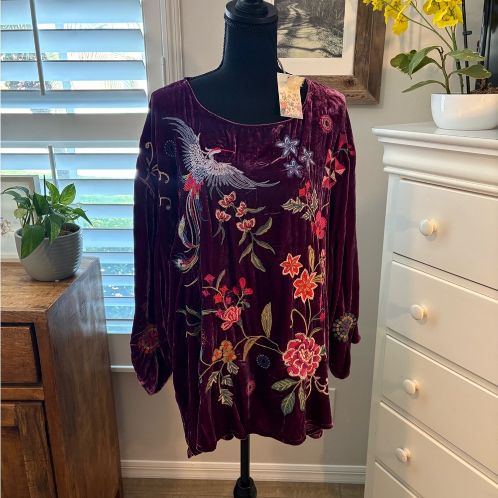 Johnny Was NWT
VELVET BOATNECK BLOUSE - NIKKOLA, 2X - Picture 2 of 11